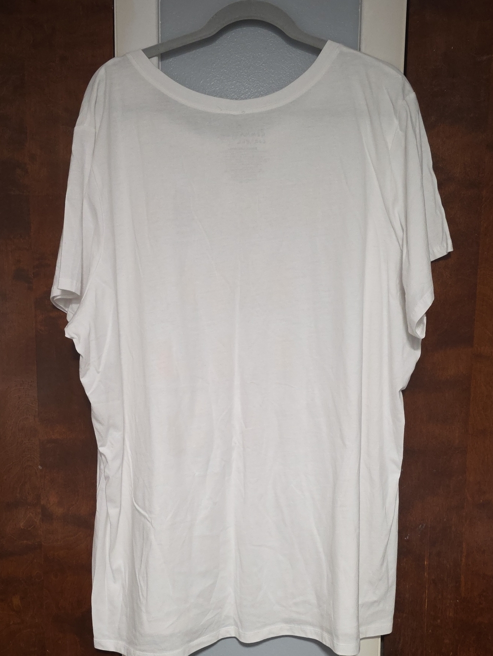 NWT SIZE 4 Torrid GEMMA White Short Sleeve Tee with Orange and Brown Cat Print - Picture 2 of 3